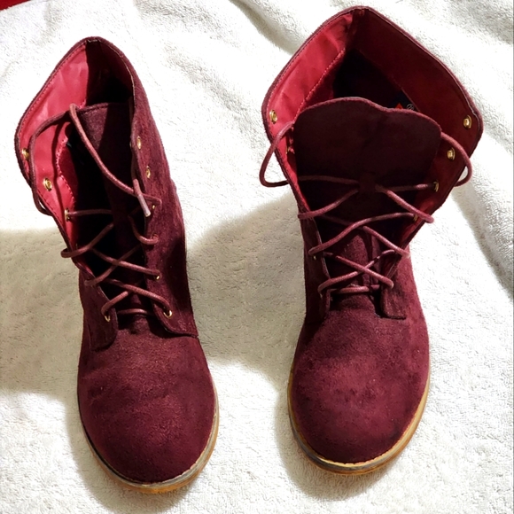 BU Collection Burgundy Boots - Picture 2 of 10